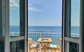 Una Finestra Sul Mare Home 1