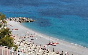 Una Finestra Sul Mare Home 1