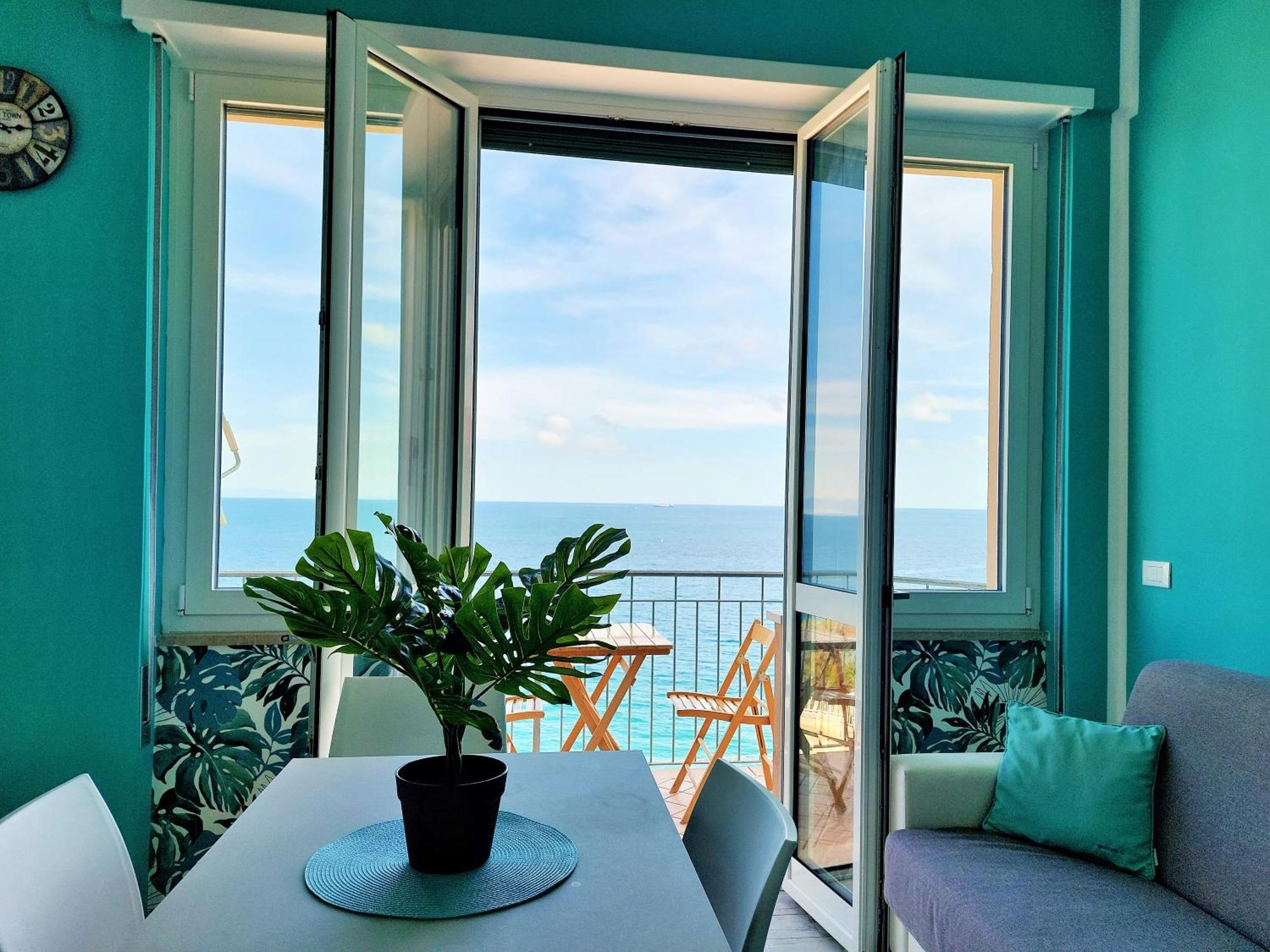 Una Finestra Sul Mare Home 1 Bergeggi Exterior foto